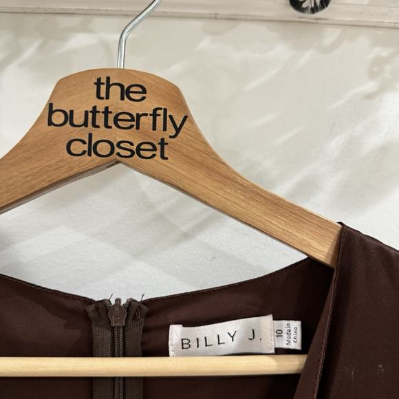 Billy j Sunny Daze Dress In Chocolate Satin Midi Long Sleeve Size 10 SN Ruffle - Picture 3 of 6